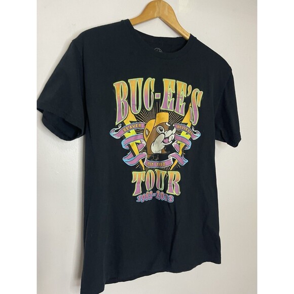 Bucees Women's Medium Black Tour Graphic Tshirt 2022 - Picture 2 of 7